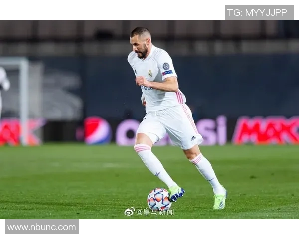 皇马逆袭巴黎圣日耳曼，晋级欧冠四强，梅开二度的本泽马成为全场最大亮点