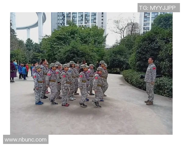 闵俊麟精彩远射助力球队战胜重庆铜梁龙展现卓越球技与团队精神